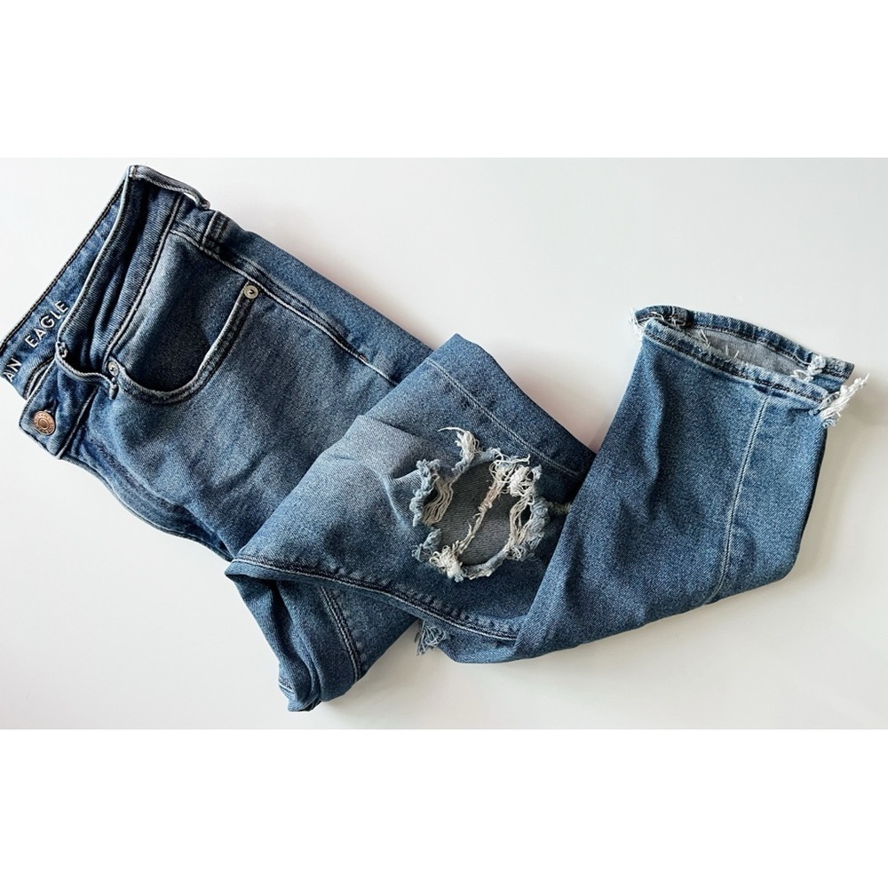American Eagle Outfitters • Medium Wash Destructed Mom Jeans